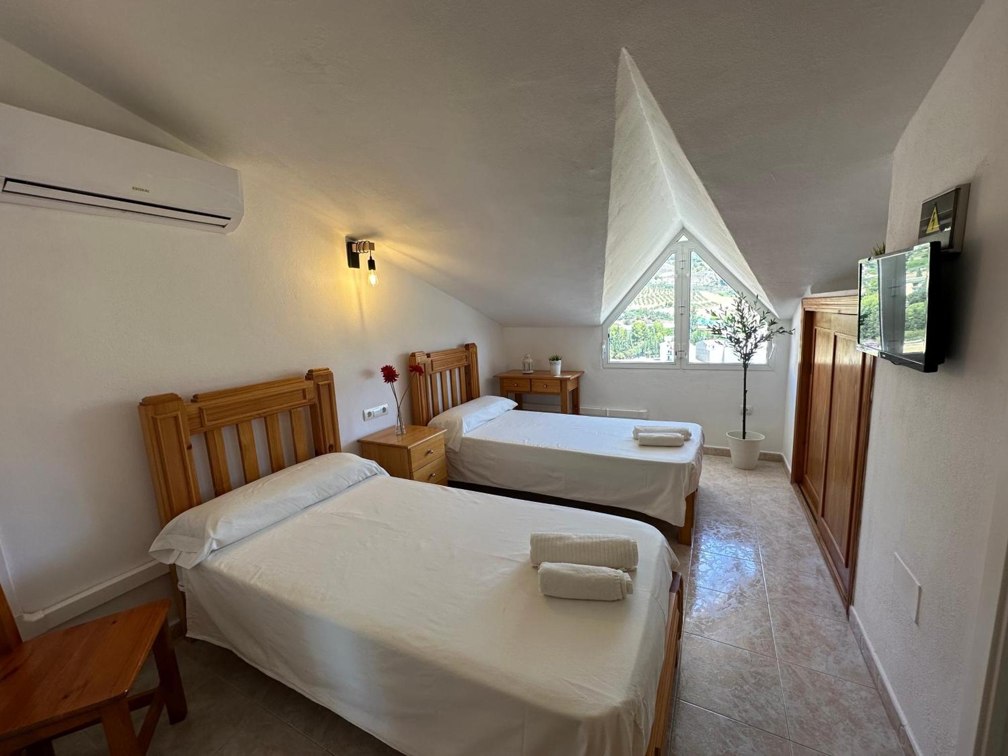 Hostal Sango Sierra De Las Nieves Alozaina Ngoại thất bức ảnh