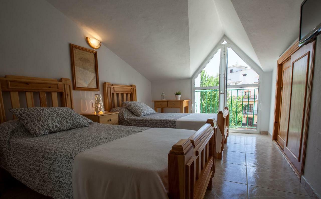Hostal Sango Sierra De Las Nieves Alozaina Ngoại thất bức ảnh